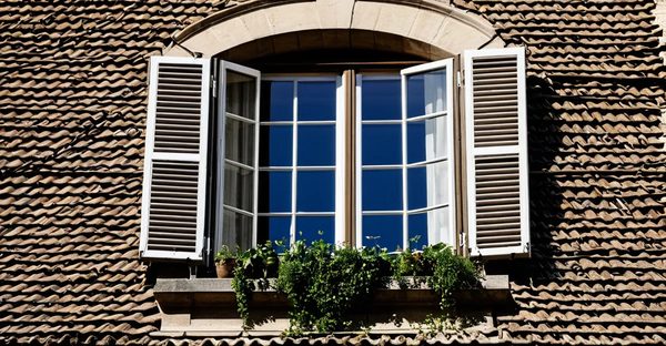 Fenêtre saint-Étienne : trouvez la solution idéale pour votre maison